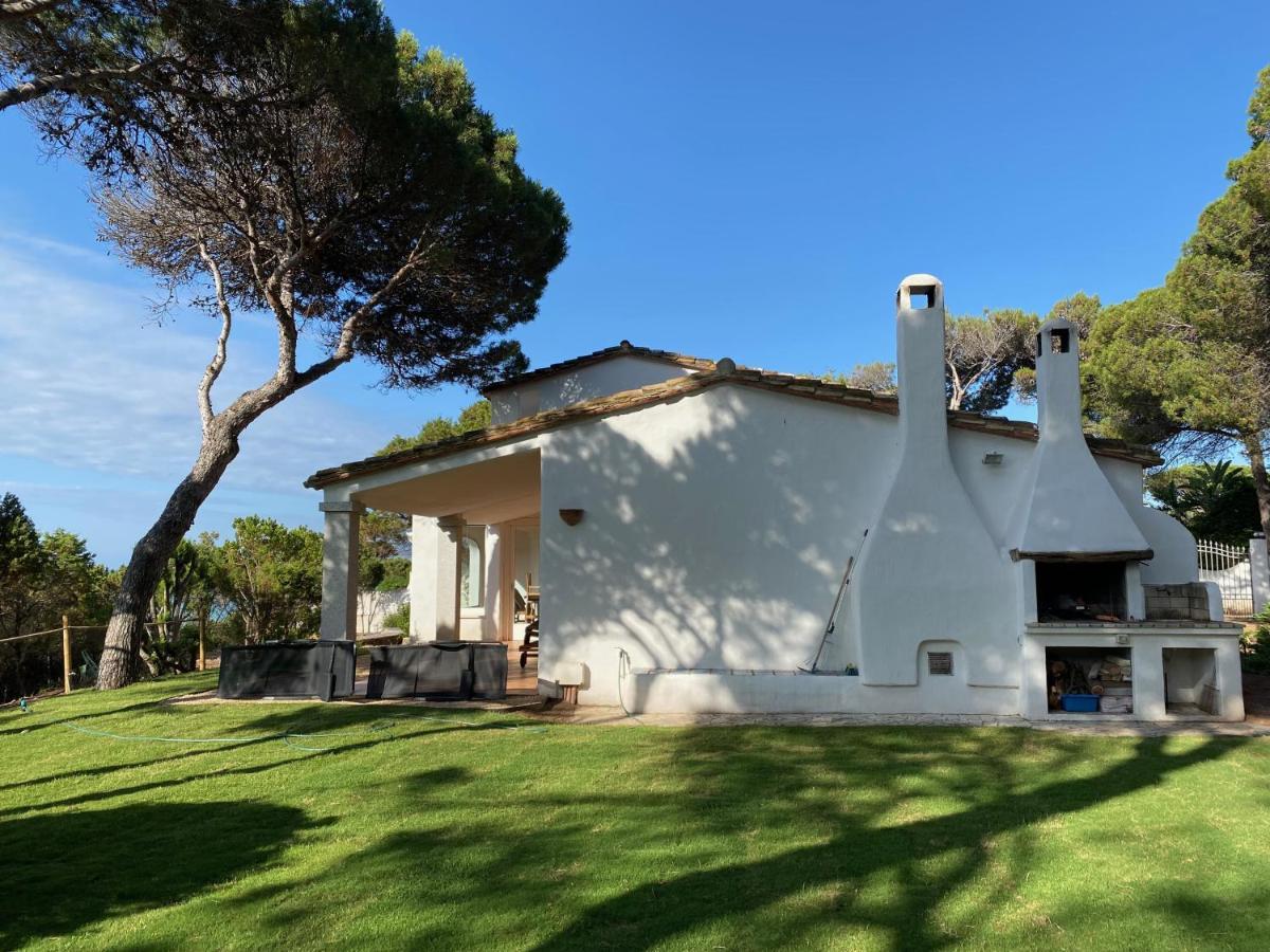 Villa Belinda Santa Margherita di Pula Exterior photo